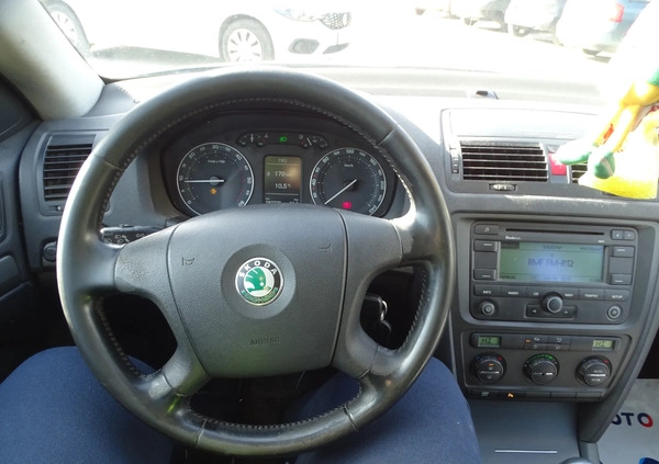 Skoda Octavia cena 9999 przebieg: 297000, rok produkcji 2009 z Katowice małe 254